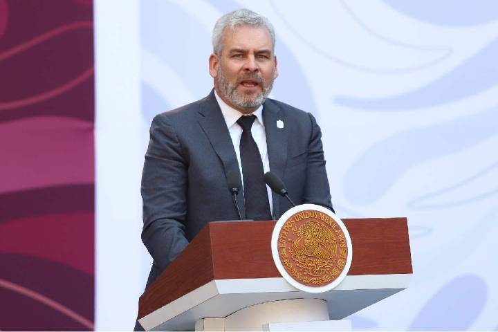 Investigan al círculo de seguridad de Carlos Manzo y la razón por la que el atacante fue abatido: gobernador de Michoacán