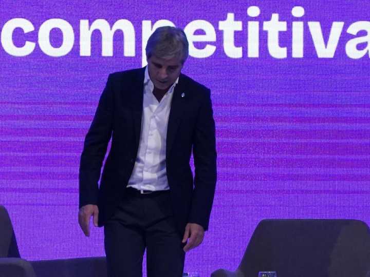 Los cuatro tests que enfrenta Caputo antes de que llegue Papá Noel y las reformas para crecer