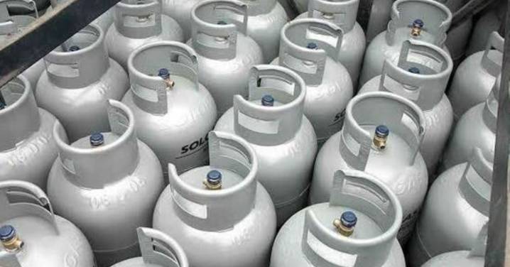 Congreso impulsa recorte del FISE y dispara costo del gas natural para miles de familias