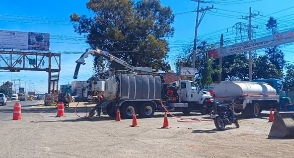 SOSAPACH refuerza mantenimiento del alcantarillado y atención ciudadana en San Pedro Cholula