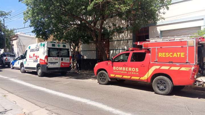 Hombre sufrió una caída desde un techo en el centro capitalino