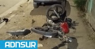 16:36 Chocó a un motociclista en Trelew, le provocó una fractura, atacó a la policía y vecinos apedrearon la comisaría