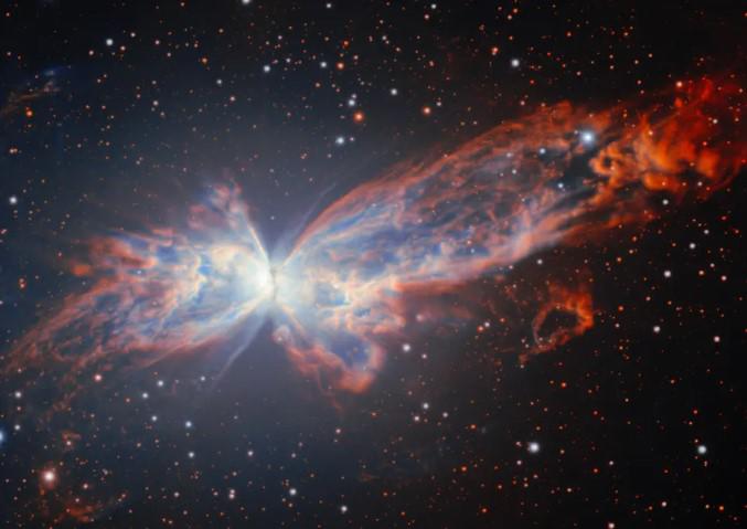 Telescopio en Chile capta impresionante imagen de una mariposa cósmica
