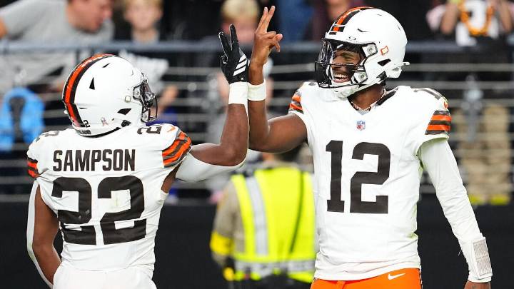 Fantasy Football Week 12 breakouts: Dylan Sampson is worth stashing with Shedeur Sanders at QB