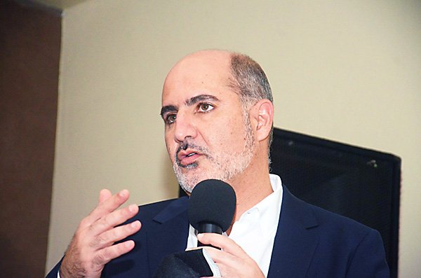 Pobreza sigue sin llegar al nivel de la prepandemia, recuerda expresidente de CCIC