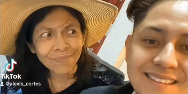 Joven conmueve en redes al compartir cómo ayuda a su madre a sobrellevar la demencia