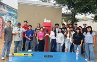 Construyen estudiantes proyecto de ‘Book Box’