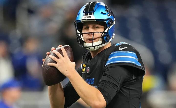 Who’s the halftime show artist of the Lions-Packers Thanksgiving game in NFL Week 13?