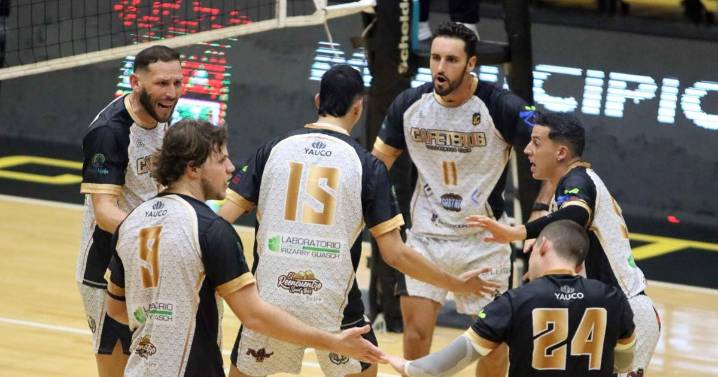 Los Cafeteros y Gigantes empatan en el cuarto lugar de la LVSM