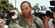 Video of OJ Simpson 'Recreating' Wife's Knife Slaughter Resurfaces