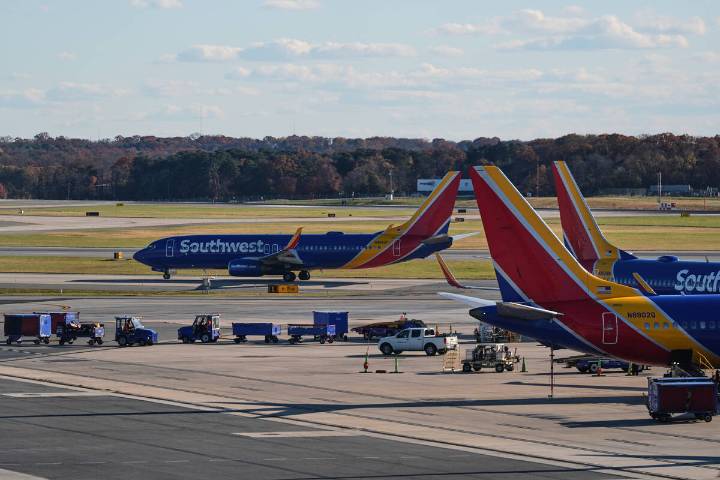 US flight cancellations will continue after shutdown ends