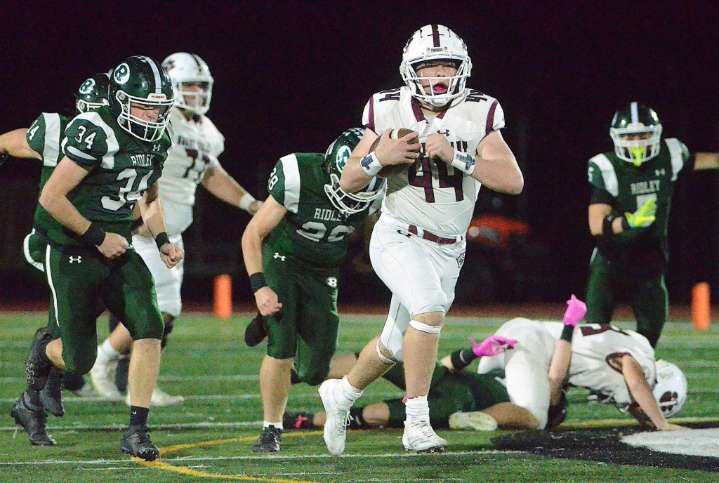 District 1 Class 5A Football: Hunt’s four rushing TDs help Garnet Valley advance