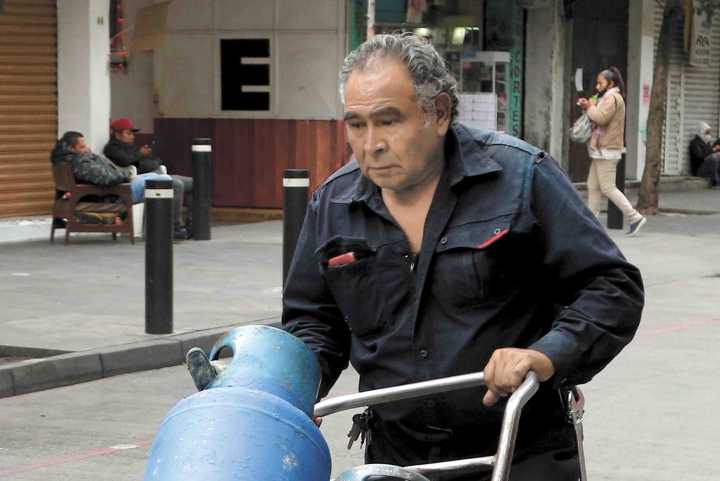 Recorta Banxico previsión de crecimiento económico de México