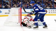 Guentzel gets 8th career hat trick as Lightning beat Devils