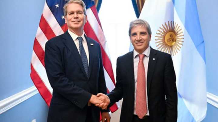 Bessent confirmó que Argentina activó el swap y que EEUU salió ganando