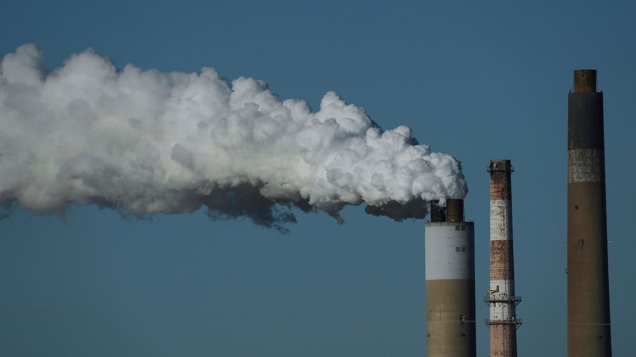 Climate-fighting efforts show slight gain but still fall far short, UN says