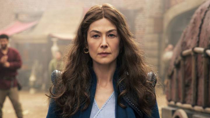 Rosamund Pike Reveals Why The Wheel of Time Was Canceled