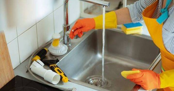 Drains clear of grease if you use natural ingredient in kitchen cupboard