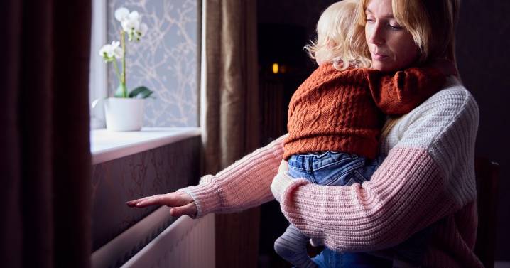 List of benefits not eligible for DWP Cold Weather Payment in 2025 despite cold snap