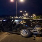 Puente Paraguay: Un auto choca contra...