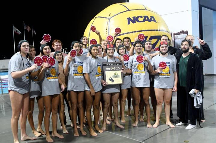Bonita boys water polo team holds off Temecula Valley to win Division 3 section title