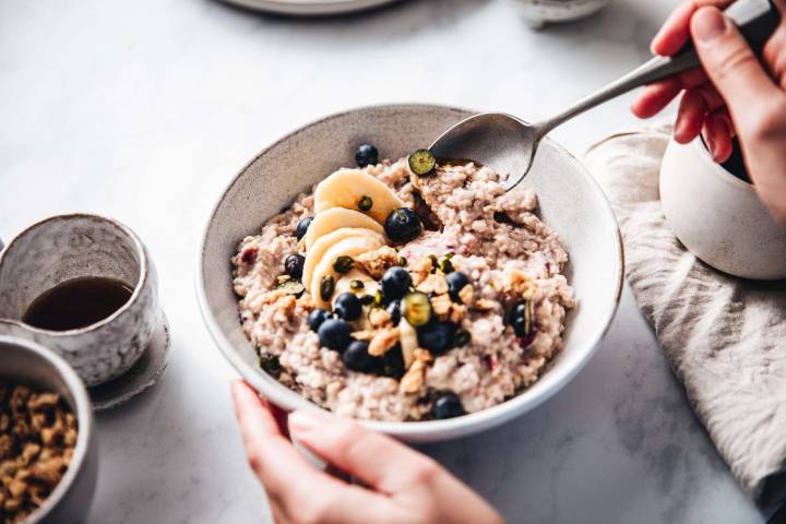 What Happens to Your Health When You Eat Oatmeal Regularly?