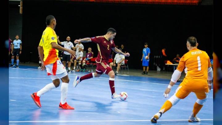 Vinotinto celebra triunfo ante Perú en la Futsal Evolution