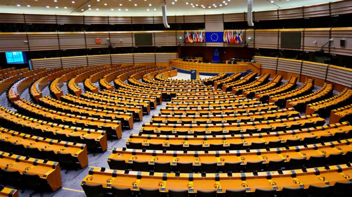 Parlamento Europeo aprueba programa de defensa e incluye apoyo a Ucrania