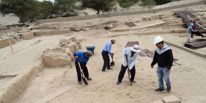 Colapso total de cobertura dejó vulnerable a Huaca Los Frisos y activa intervención técnica para resguardar su arquitectura