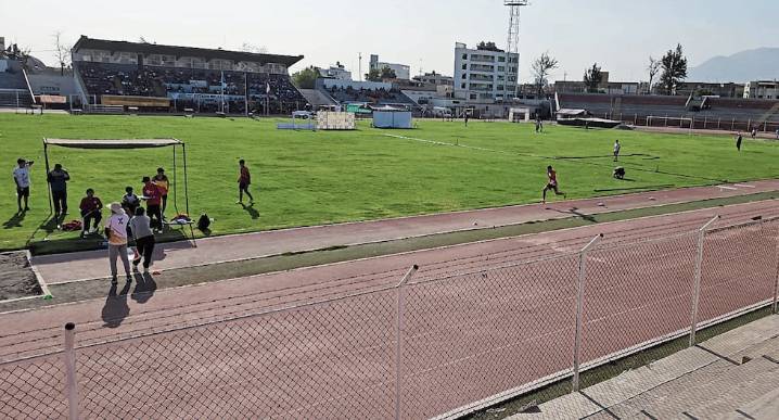 Arequipa: Estadio Melgar en semana decisiva