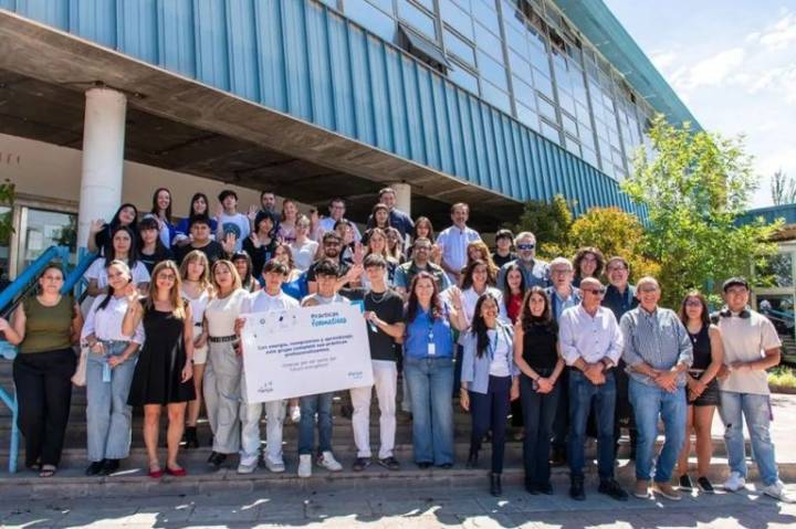 Ochenta estudiantes finalizaron sus prácticas profesionalizantes