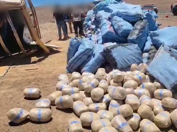 Accidente carretero dejó en evidencia histórico decomiso de drogas