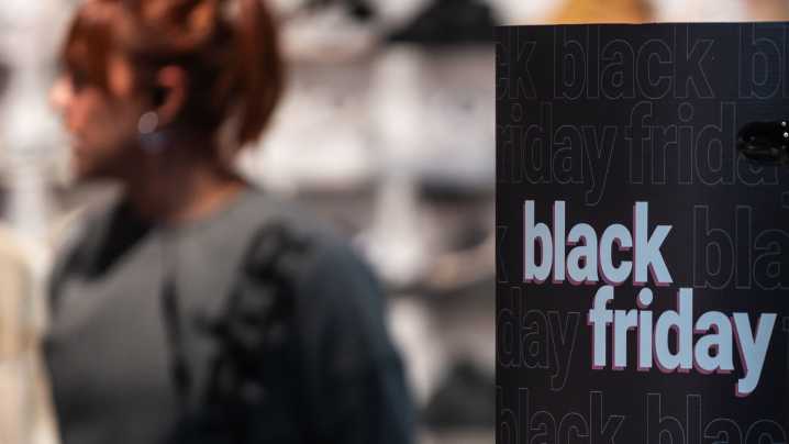 Consumo lanza una campaña para ampliar la vigilancia de posibles rebajas engañosas en 'Black Friday' y 'Ciber Monday'
