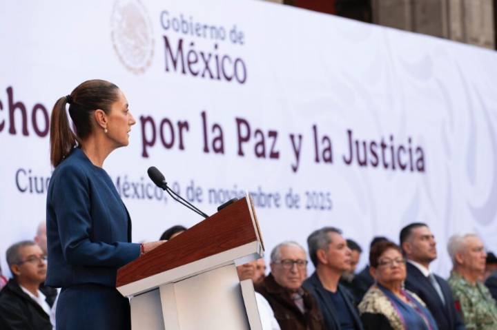 Destaca Sheinbaum los 12 ejes del Plan Michoacán por la paz y la justicia