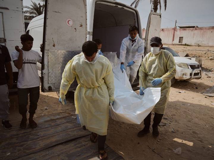 Israel hands over bodies, Hamas returns remains of soldiers