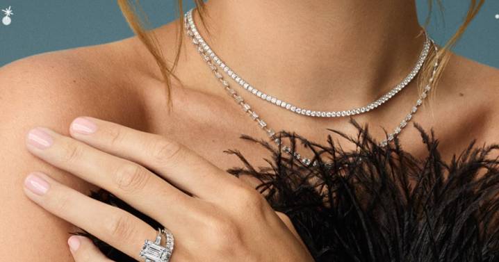 Diamond Gift Guide: 10 Must-Have Jewelry Classics at Every Price Point