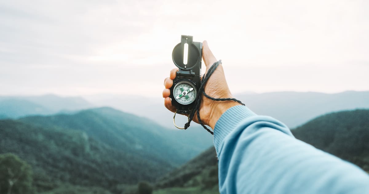 El liderazgo del “mientras tanto”: cómo dirigir en tiempos donde nada está quieto