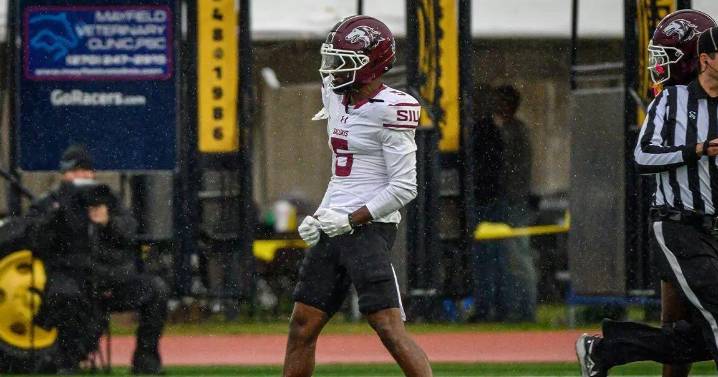 Salukis earn 27-7 road win at Murray State