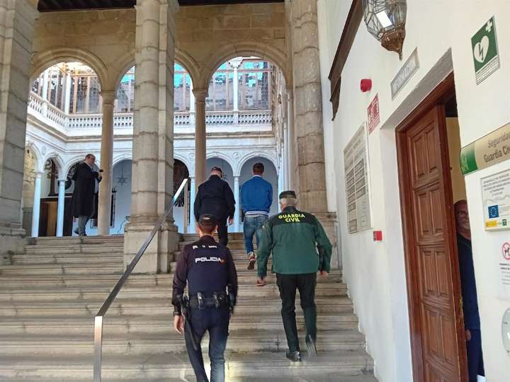 Embargan los bienes a la aseguradora que debe indemnizar a ciclista gravemente atropellado en Quéntar