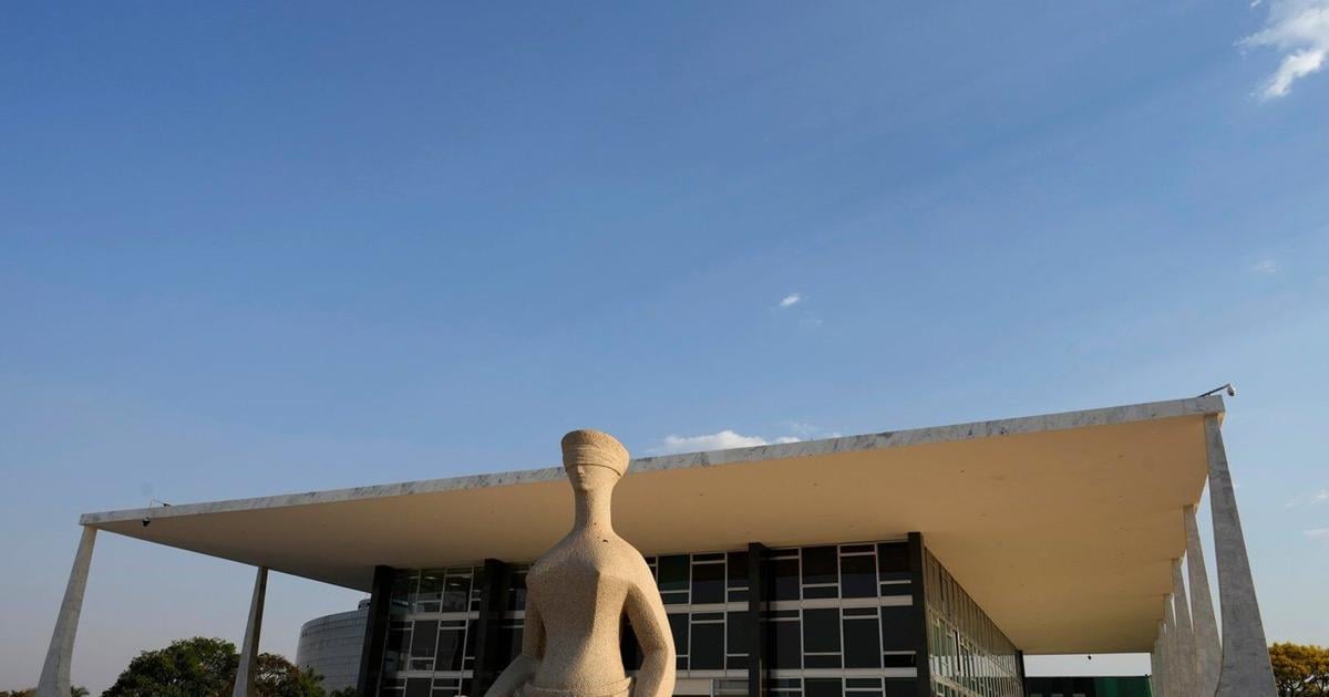 Brazil's ex-president Bolsonaro arrested over alleged plot to escape and avoid 27