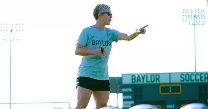 Baylor extends women's soccer coach Michelle Lenard's contract after Sweet 16 run