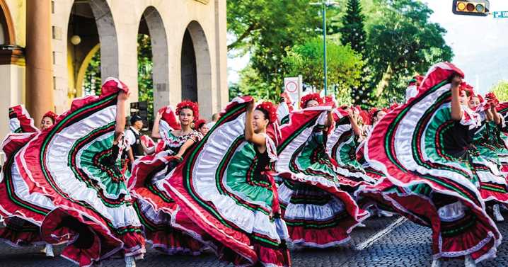 Tira violencia desfile del 20N en municipios