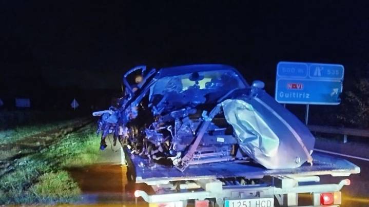 El grupo Malvela sobrevivió a un accidente en la A-6: «Foi unha película de terror, o chofer salvounos a vida»