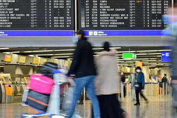 Pide IATA a Venezuela reconsiderar revocación de licencias de vuelo