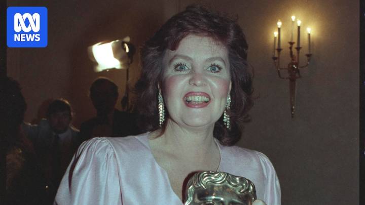 Actress Pauline Collins of Shirley Valentine fame dies aged 85