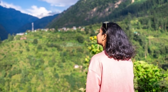 Solo travel doesn't mean lonely travel: Here is how to make connections