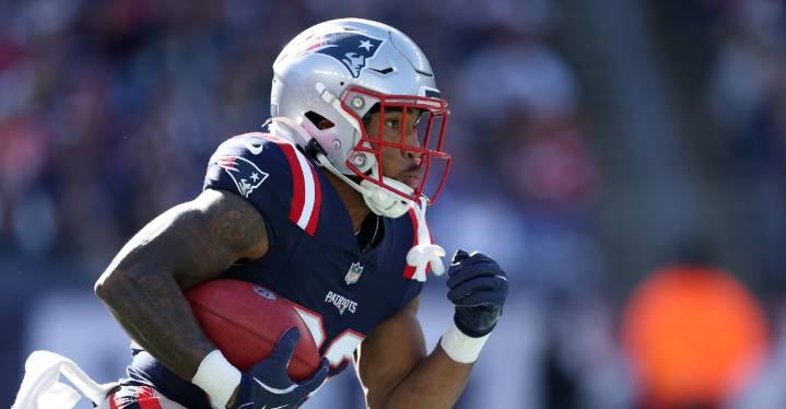 Patriots game day roster: NFL Week 9 vs. Falcons