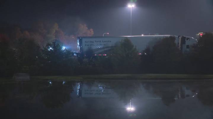 1 dead after crash involving semi on I-71 South near Polaris