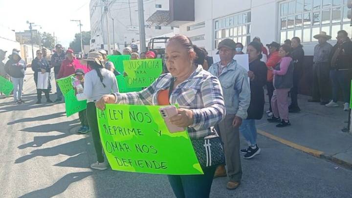 Vecinos exigen conocer el paradero del regidor detenido en Actopan