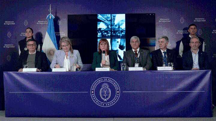 Al estilo del Tío Sam, Patricia Bullrich presentó el nuevo programa de investigadores de la Policía